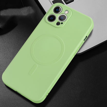 For iPhone 14 Plus Liquid Silicone Full Coverage Magsafe Phone Case (Green) - iPhone 14 Plus Cases by buy2fix | Online Shopping UK | buy2fix